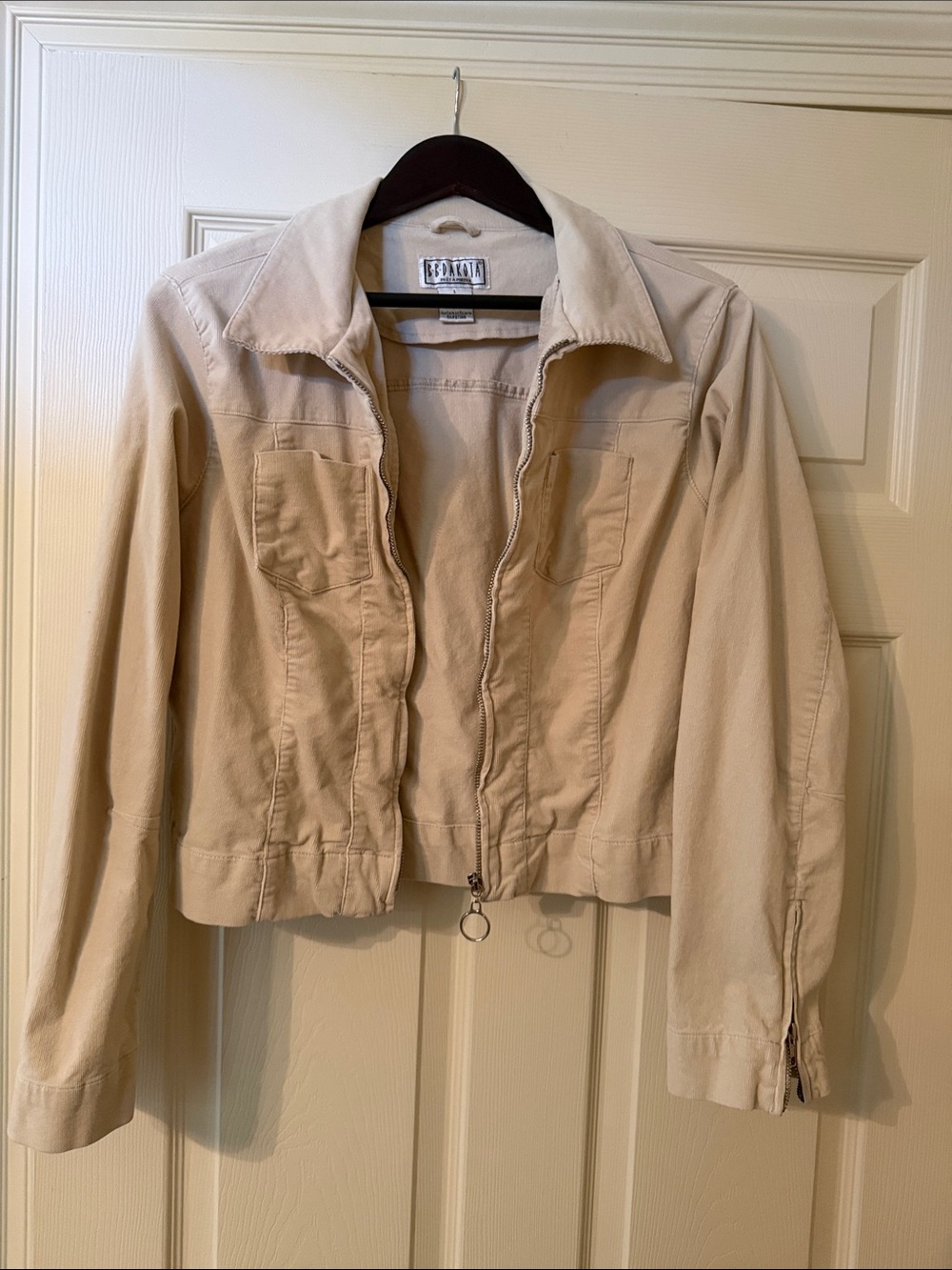 BB Dakota Light Cream Zip-Front Corduroy Jacket